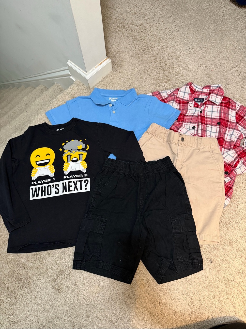 The Children's Place Bundle of Three Shirts and Two Shorts